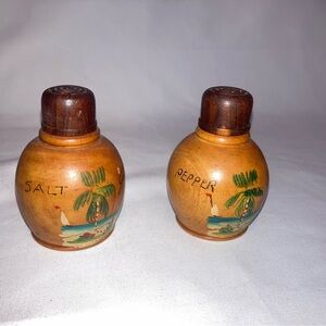 JAMAICA Wood Hand Painted Salt & Pepper Shakers Palm Trees Beach Vintage Signed